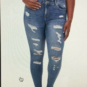 New Torrid Bombshell Skinny Jeans Holes 22